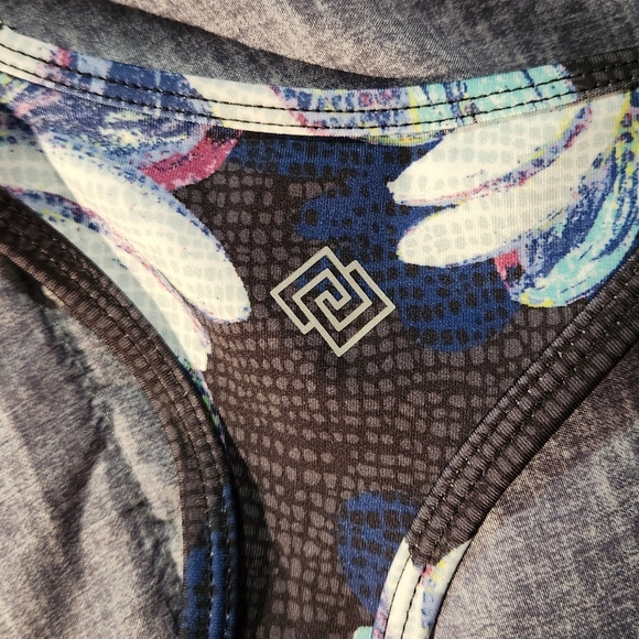 Zelos blue and black floral razorback padded sports bra woman's small - Picture 4 of 4